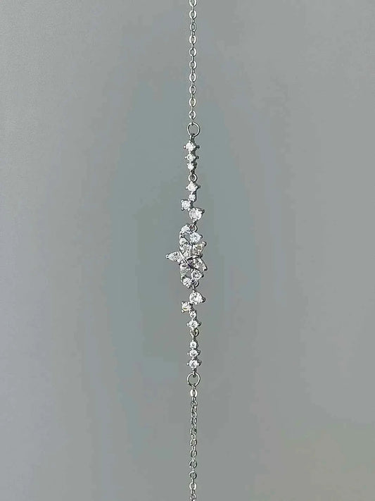 "Galactic Fragments" Fully Diamond-Studded Star Bracelet in 925 Sterling Silver - Chic, Refined, and Unique.