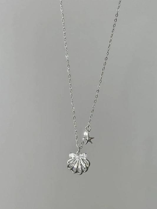 "Silken Star Kiss" 925 Sterling Silver White Gold-Plated Shell Necklace - Delicate, Elegant, and Sparkling.
