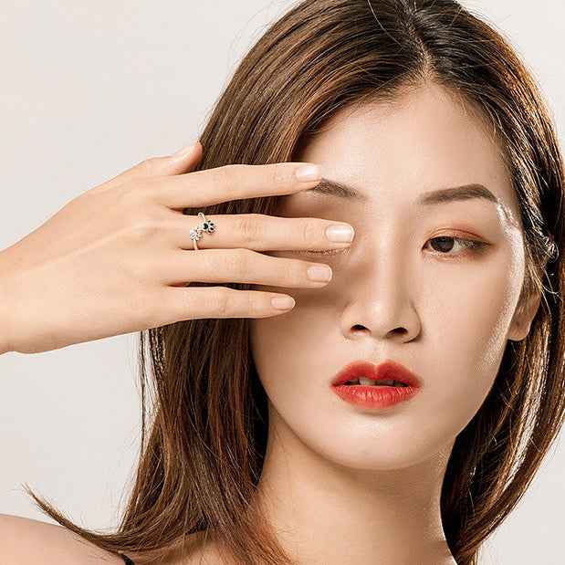 "Paw Promise" 925 Sterling Silver Adjustable Cat Paw Ring – Playful & Chic