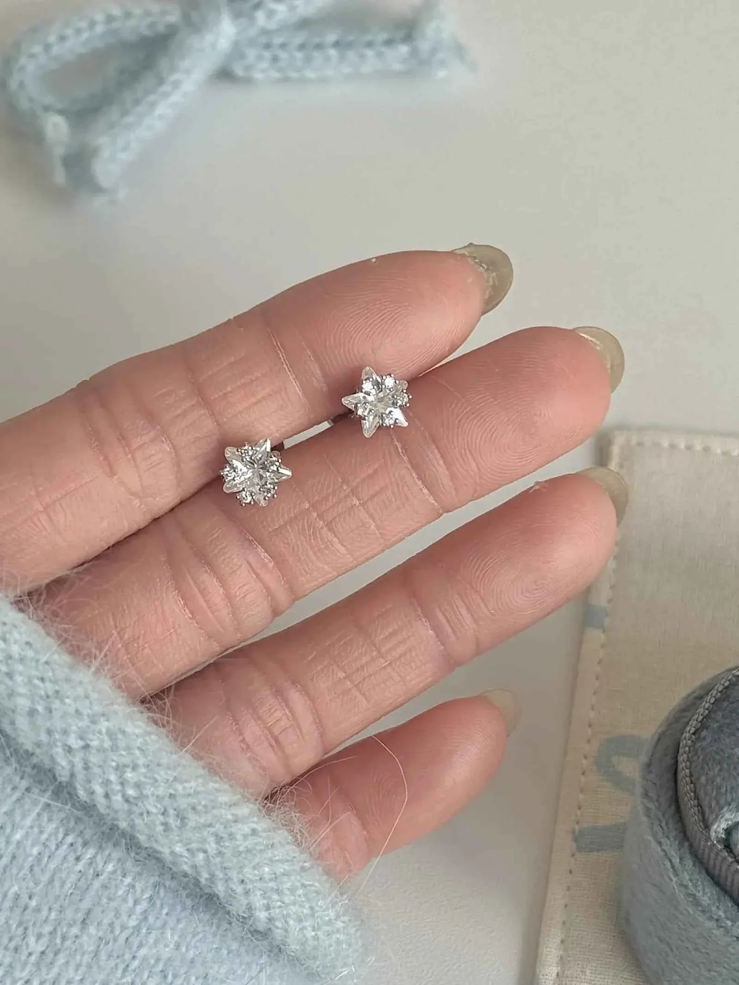 "Starry Sky" Sparkling Star Zircon Stud and Helix Earrings - Delicate, Sweet, and Chic.