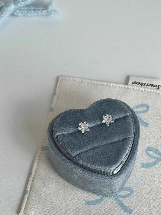 "Starry Sky" Sparkling Star Zircon Stud and Helix Earrings - Delicate, Sweet, and Chic.