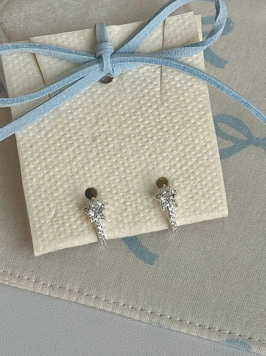 "Shooting Star Whisper" 925 Sterling Silver Earrings - Sparkling, Unique, and Perfect Gift for Best Friends.