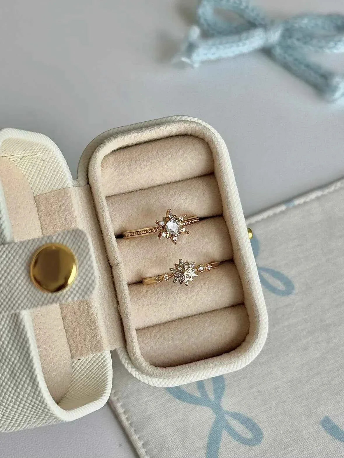 "Gilded Snowflake" 925 Sterling Silver Gold-Plated Ring with Artificial Gems - Dreamy, Luxurious, and Elegant (A Pair).