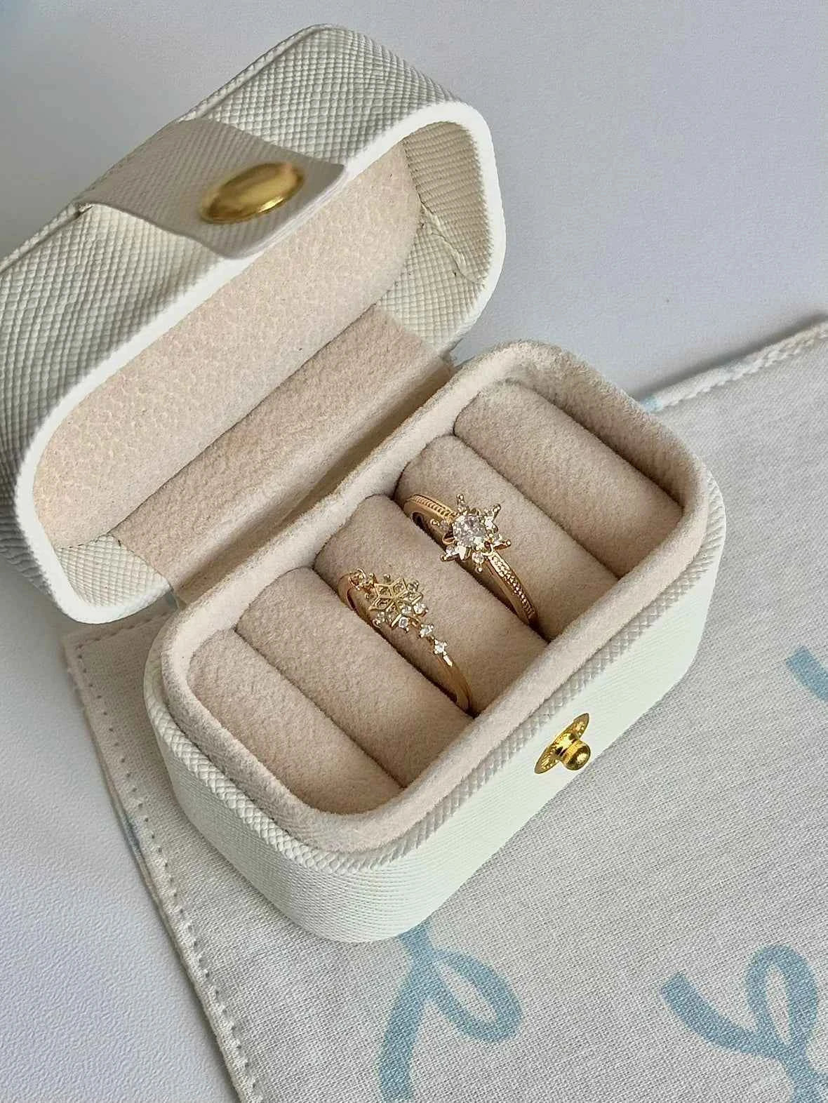 "Gilded Snowflake" 925 Sterling Silver Gold-Plated Ring with Artificial Gems - Dreamy, Luxurious, and Elegant (A Pair).