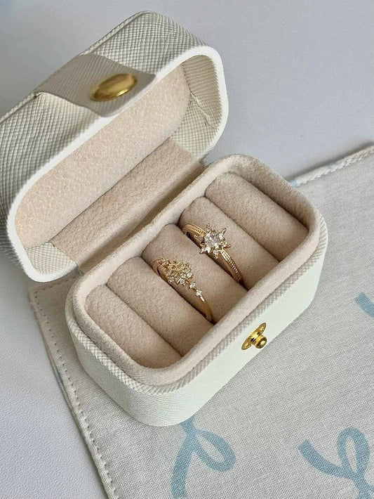"Gilded Snowflake" 925 Sterling Silver Gold-Plated Ring with Artificial Gems - Dreamy, Luxurious, and Elegant (A Pair).