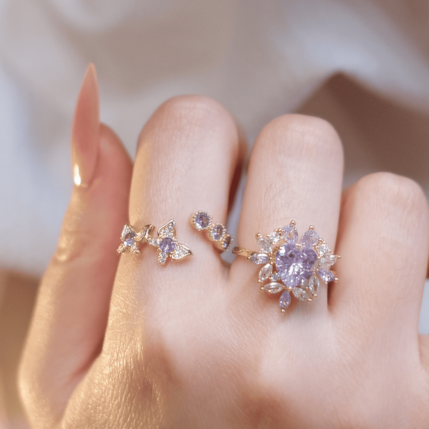 「フローラルシャイン」925スターリングシルバージュエリーセット(ネックレス、リング、イヤリング)