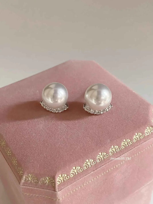 "Sparkling Bulb Pearl" 925 Sterling Silver Stud Earrings - Unique, Elegant, and eye-catching