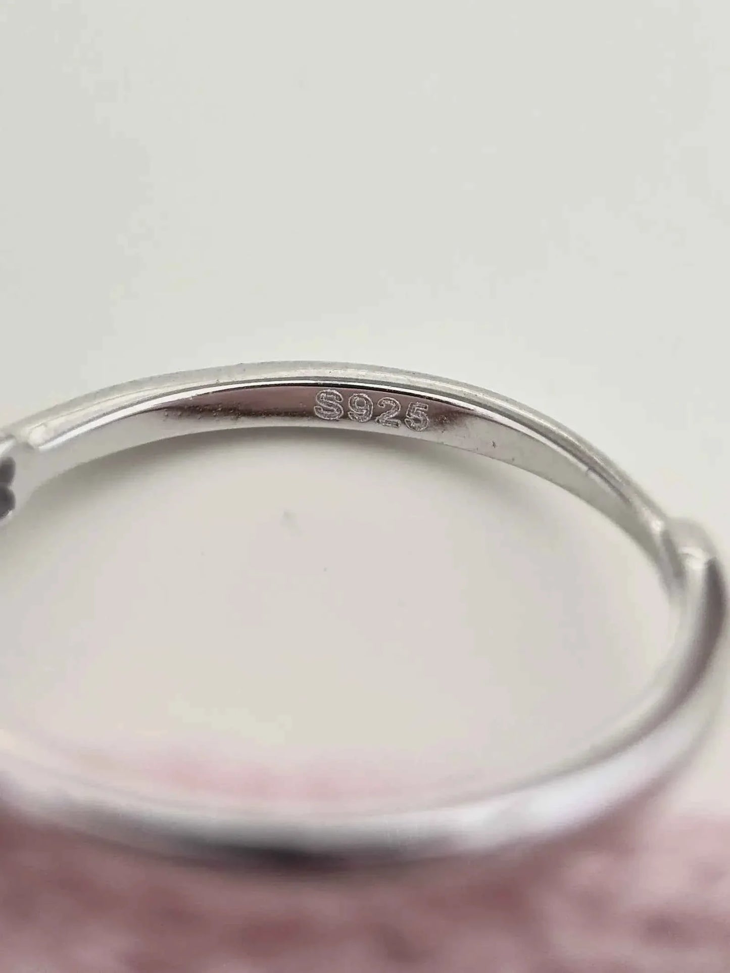 "Chic Bow" 925 Sterling Silver Diamond Accent Ring - Minimalist and Unique