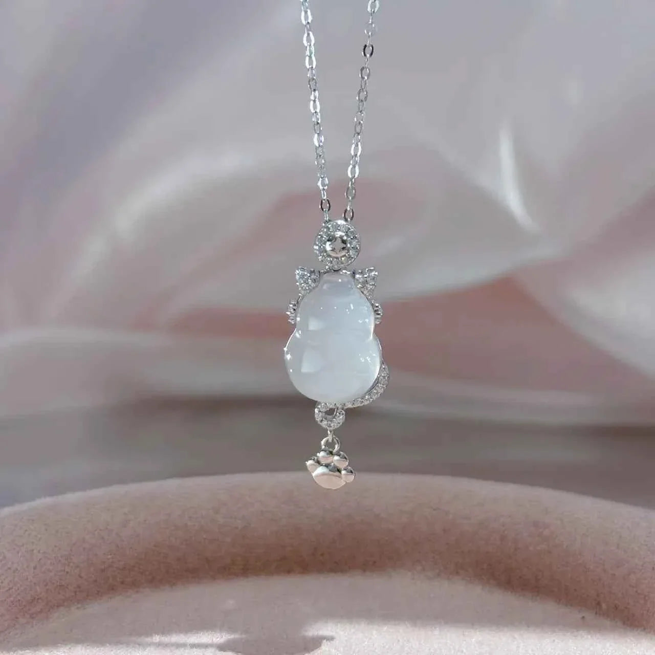 "Cat's Grace" 925 Sterling Silver Jade Necklace - Elegant and Unique