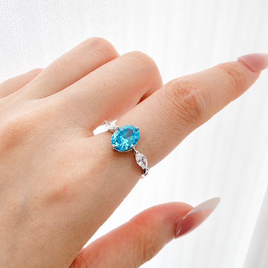 “Aqua Radiance” S925 Sterling Silver 2CT Aquamarine High Carbon Diamond Ring