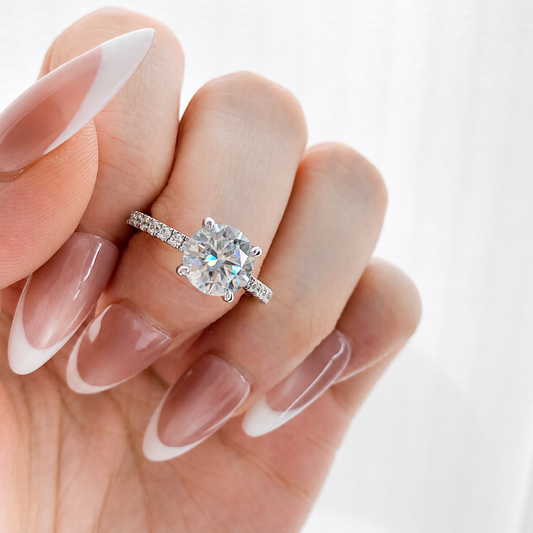 “Aurora Solitaire” Real Gold Plated Brass 2CT D-Color Moissanite Pavé Ring