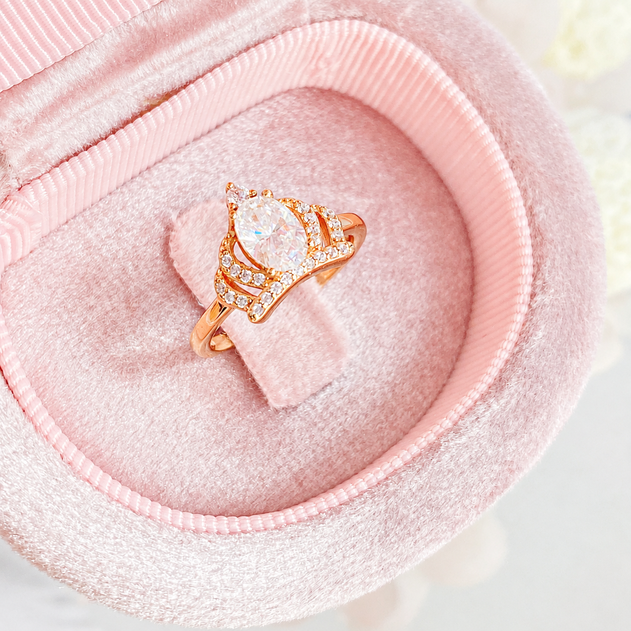 “Crown Radiance” Rose Gold Plated S925 Sterling Silver Oval Moissanite Ring