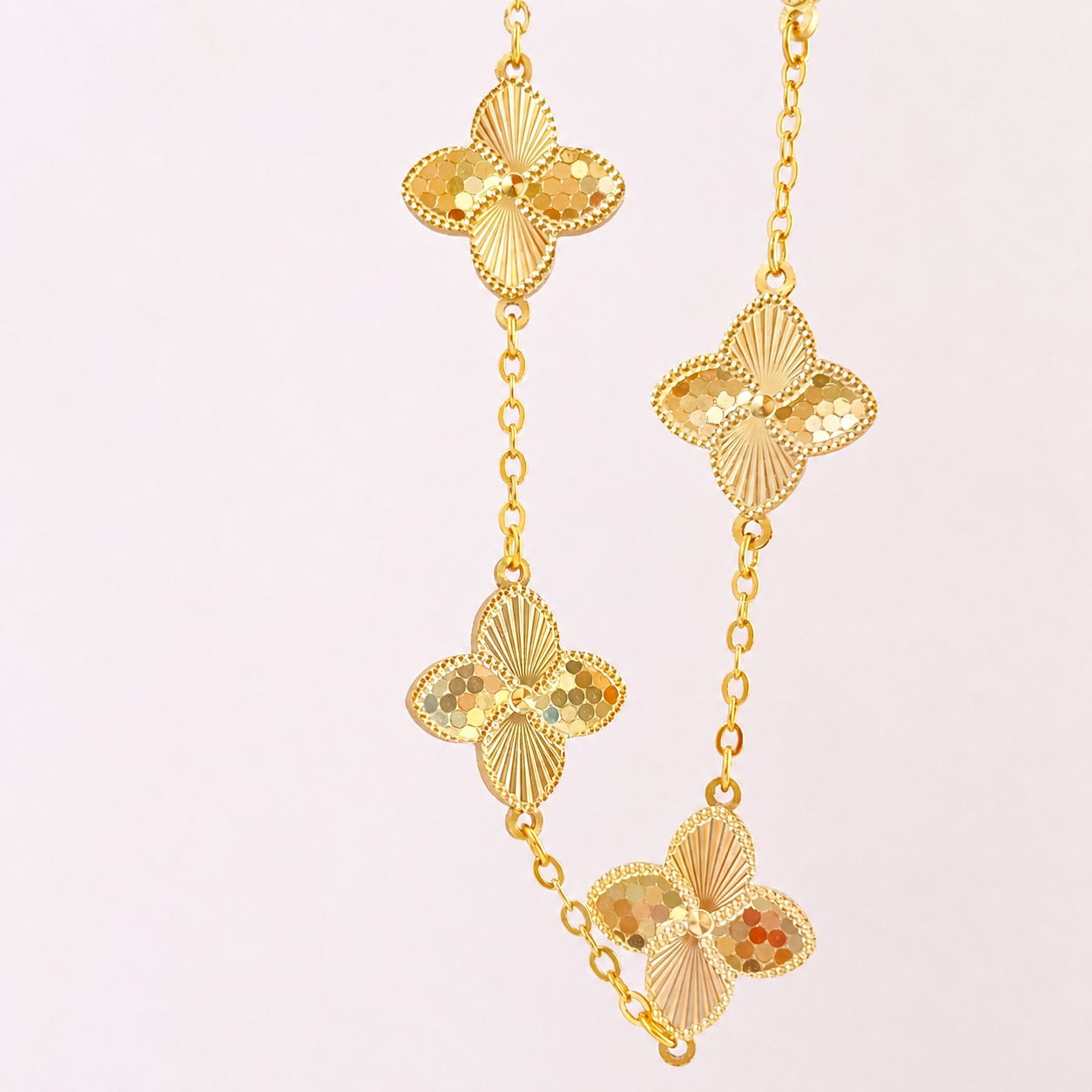 “Dancing Light” S925 Sterling Silver Double-Sided Clover Bracelet
