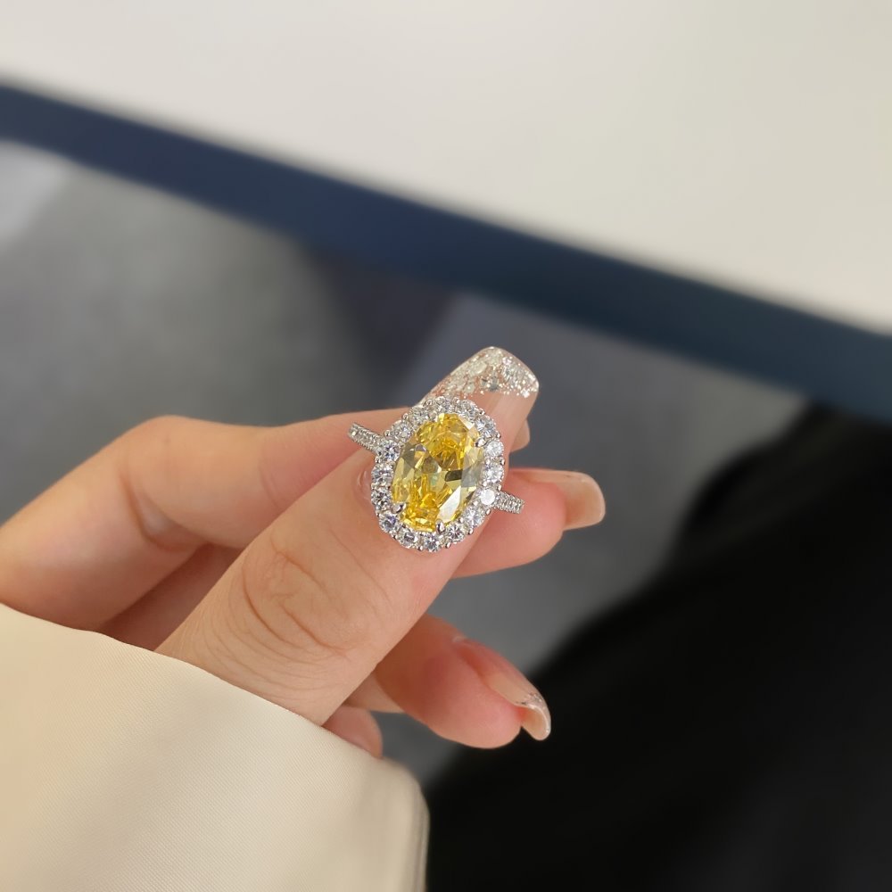 エレガントプリンセス – S925スターリングシルバーオーバルCZリング