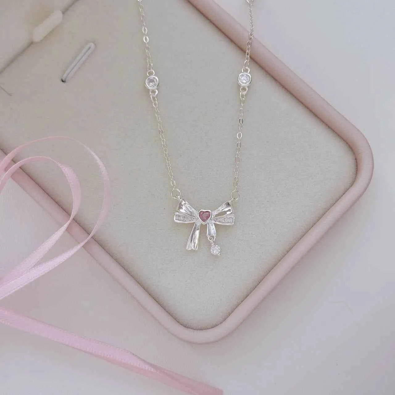 “Half-Sugar Heartbeat” 925 Sterling Silver Bow Necklace