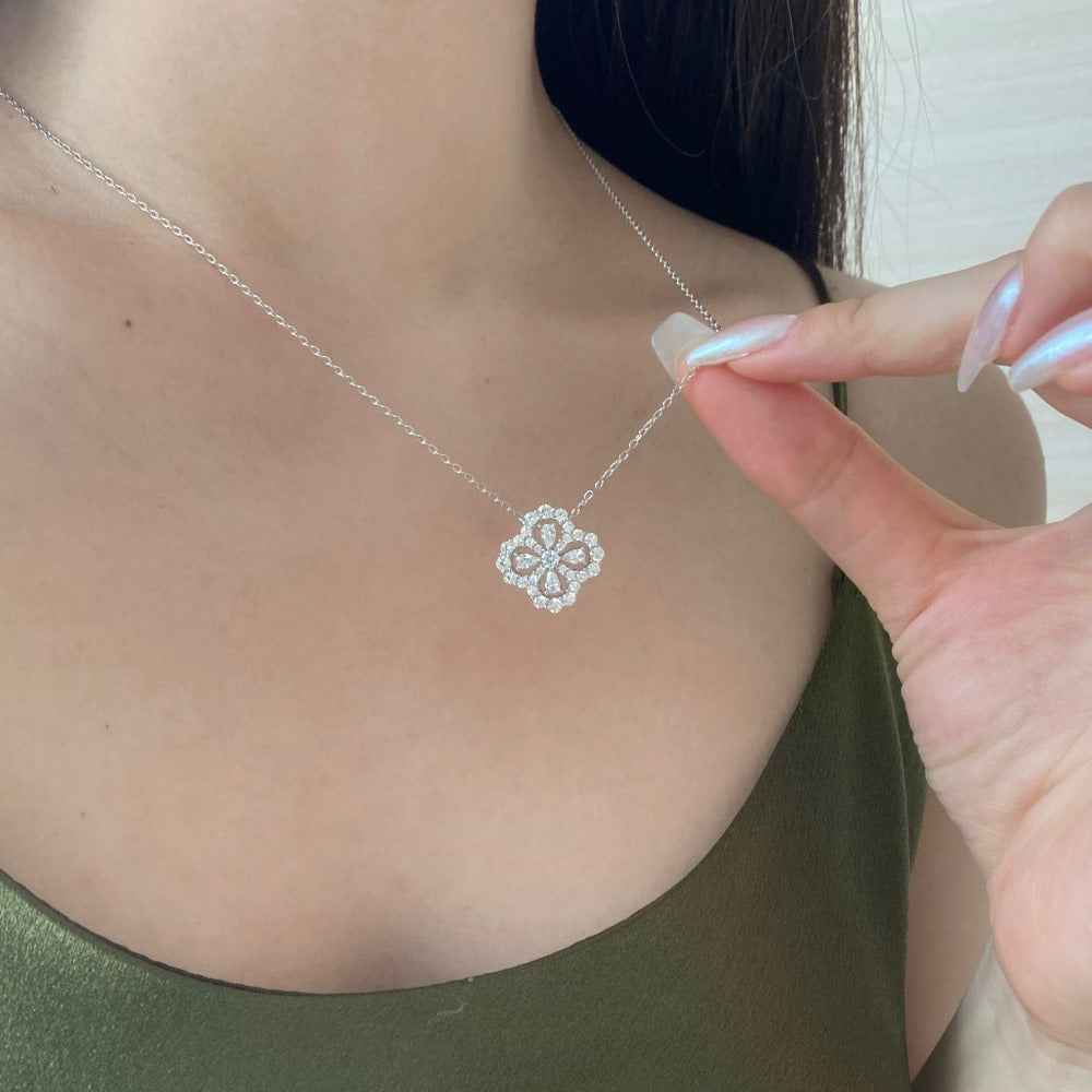 Meadow's Tear – S925 Silver Four-Leaf Clover Teardrop Necklace (White or Pink CZ) (Copy)