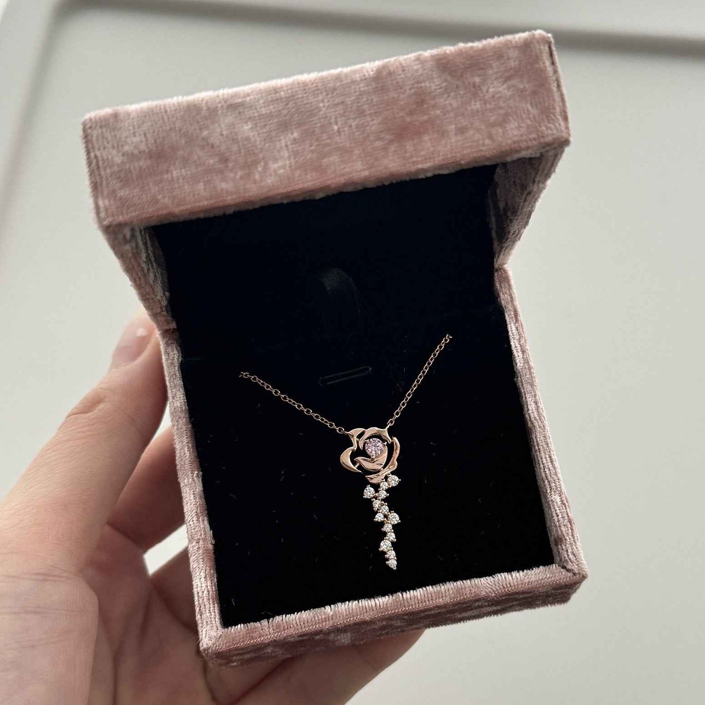 “Rosette Éclat” S925 Sterling Silver Hollow Rose Zircon Necklace