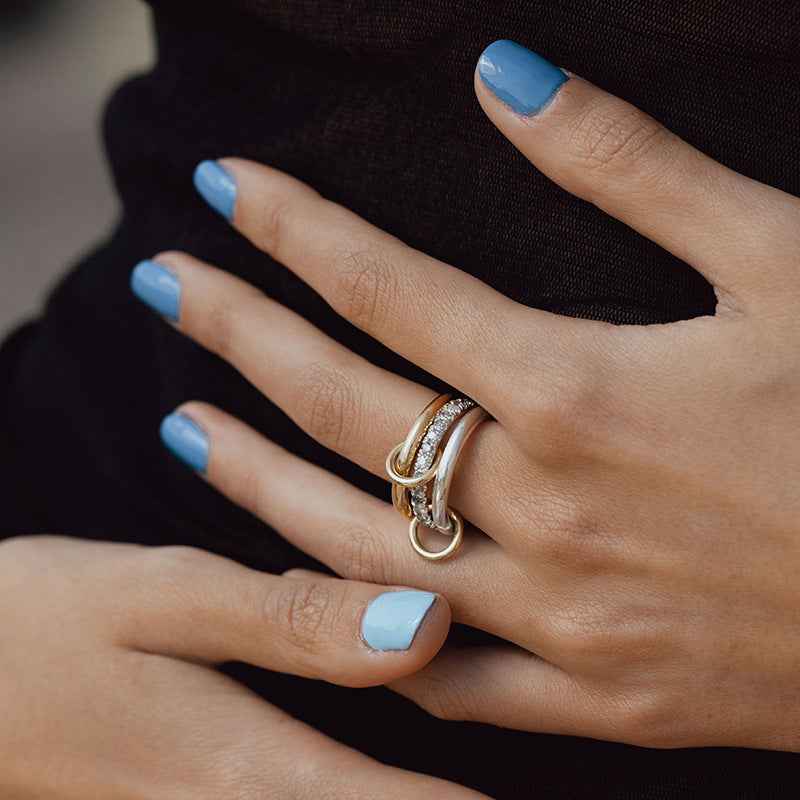 "Midnight Trio" 925 Sterling Silver Linked Triple-Band Ring