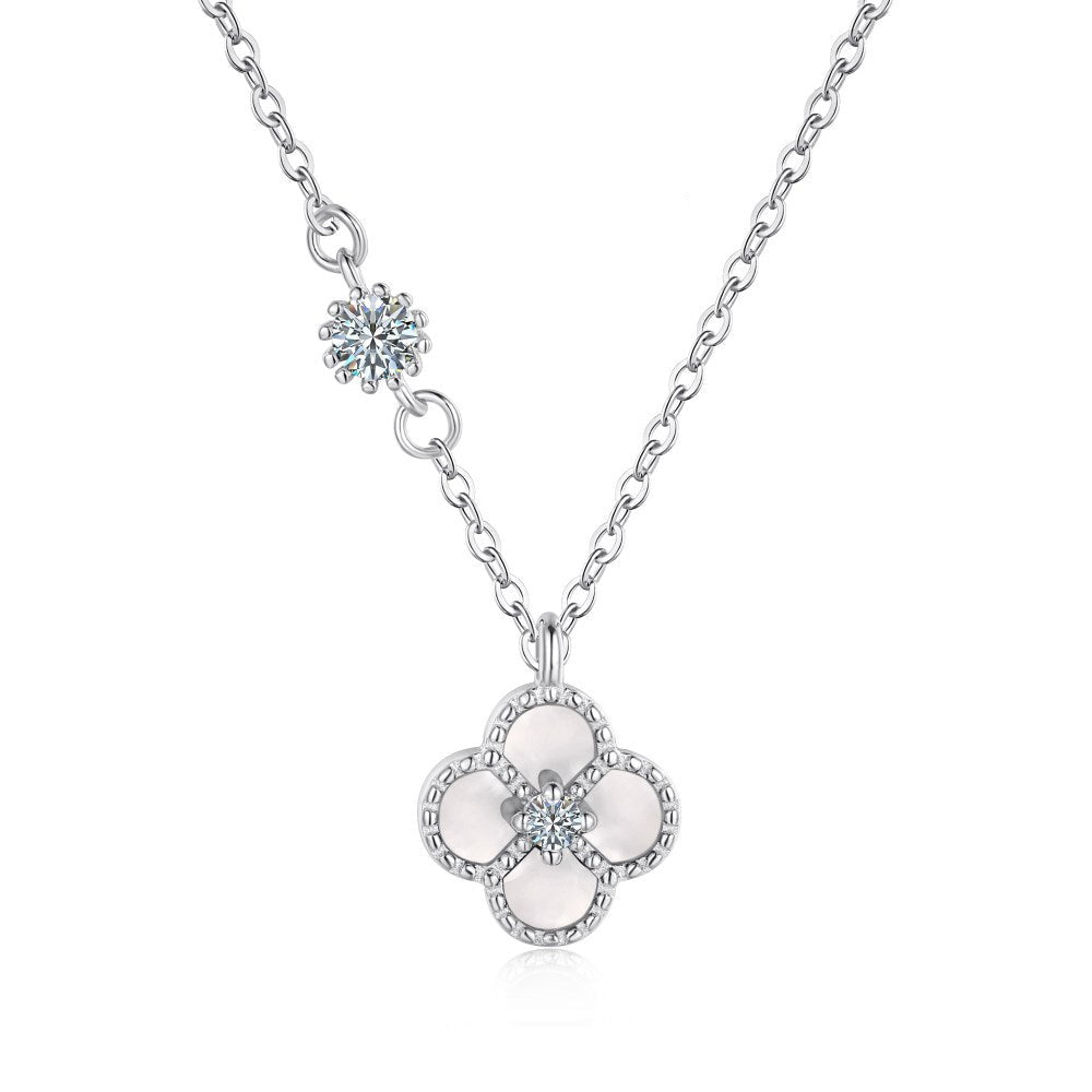 “Lumi Clover” 925 Sterling Silver Moissanite Clover Necklace