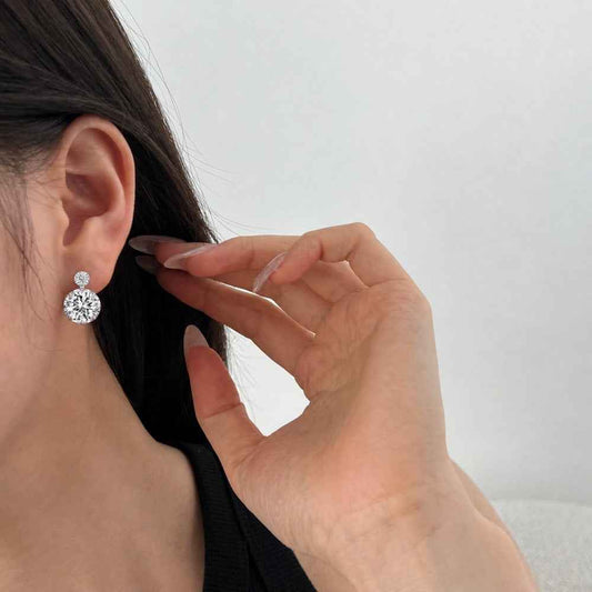 “Brilliant Aura” S925 Sterling Silver 9MM Solitaire Zircon Huggie Earrings