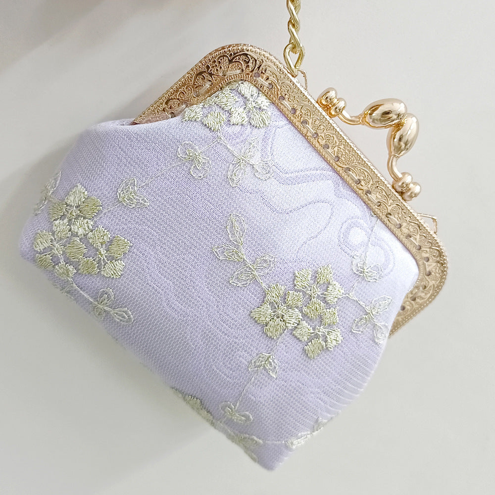 Cloud Lace Kiss-Lock Coin Purse – Handmade Embroidered Mini Card Holder