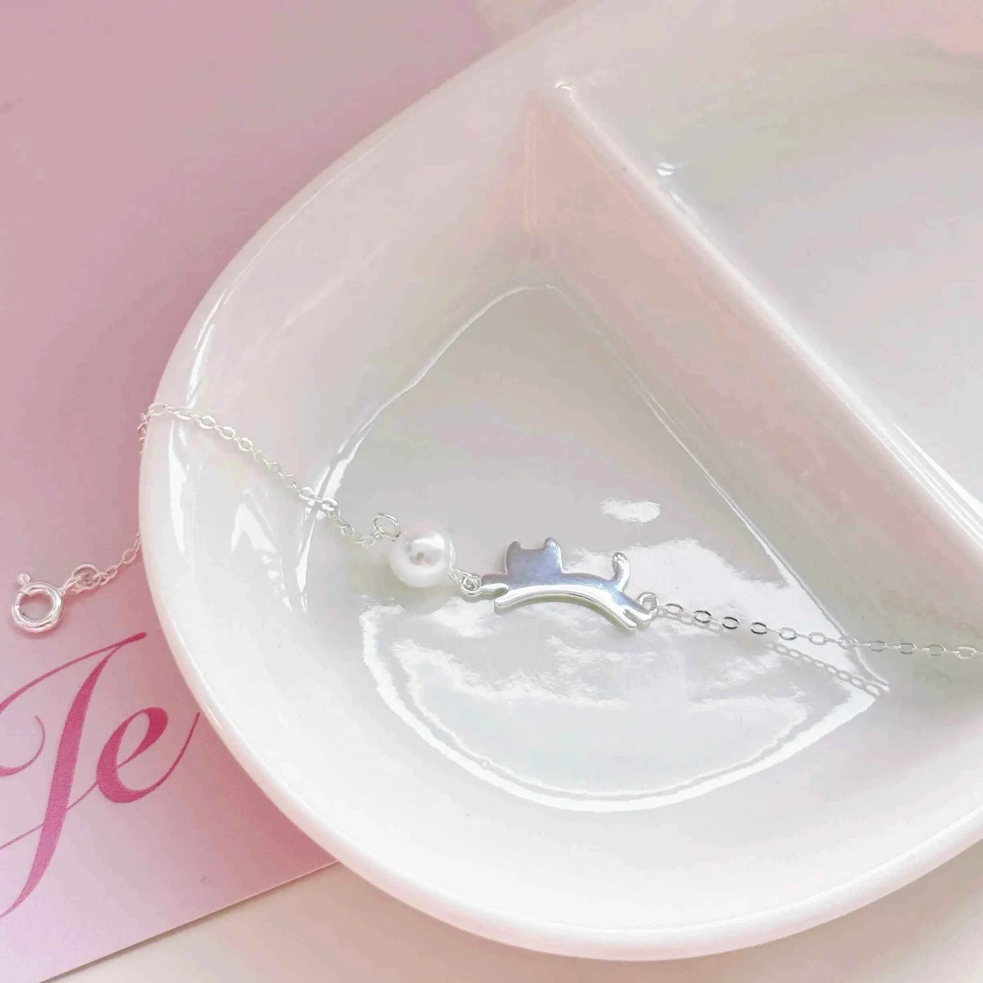 "Playful Kitty" 925 Sterling Silver Bracelet - Cute, Simple, and Elegant