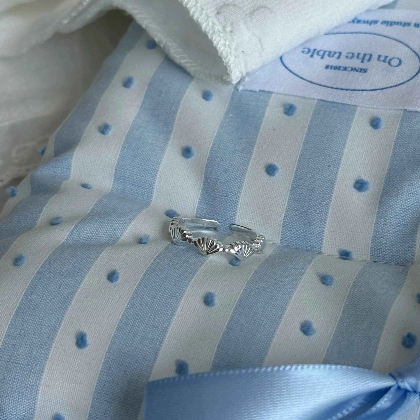 "Shell Fisherman's Island" 925 Sterling Silver Shell and Double Fish Ring - Unique and Charming