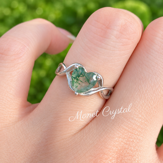 “Wild Heart” S925 Sterling Silver Natural Moss Agate Heart Ring