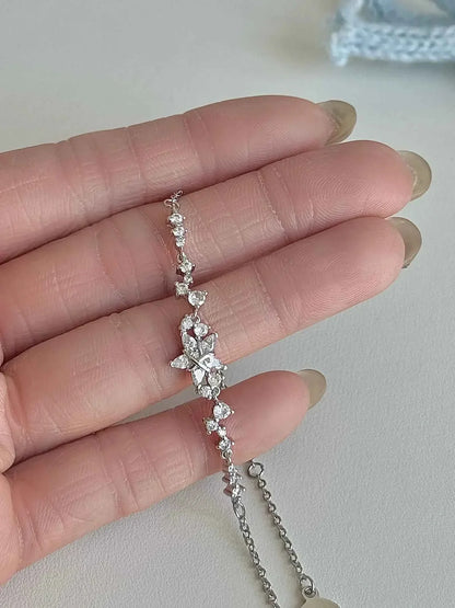 "Galactic Fragments" Fully Diamond-Studded Star Bracelet in 925 Sterling Silver - Chic, Refined, and Unique.