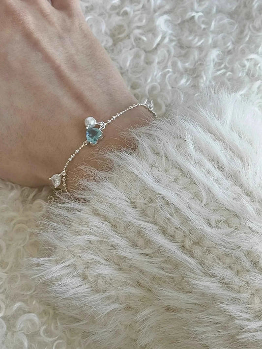 "Blue Tears" 925 Sterling Silver Heart Bracelet with Pearl - Delicate, Unique, and Ocean-Inspired.