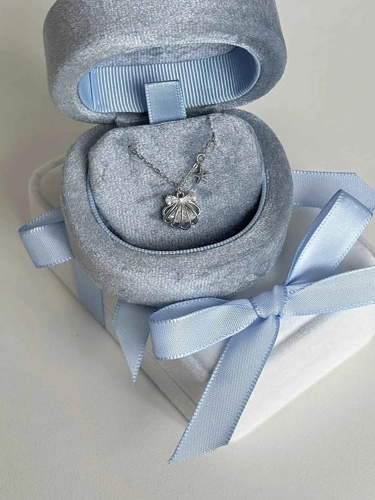 "Silken Star Kiss" 925 Sterling Silver White Gold-Plated Shell Necklace - Delicate, Elegant, and Sparkling.