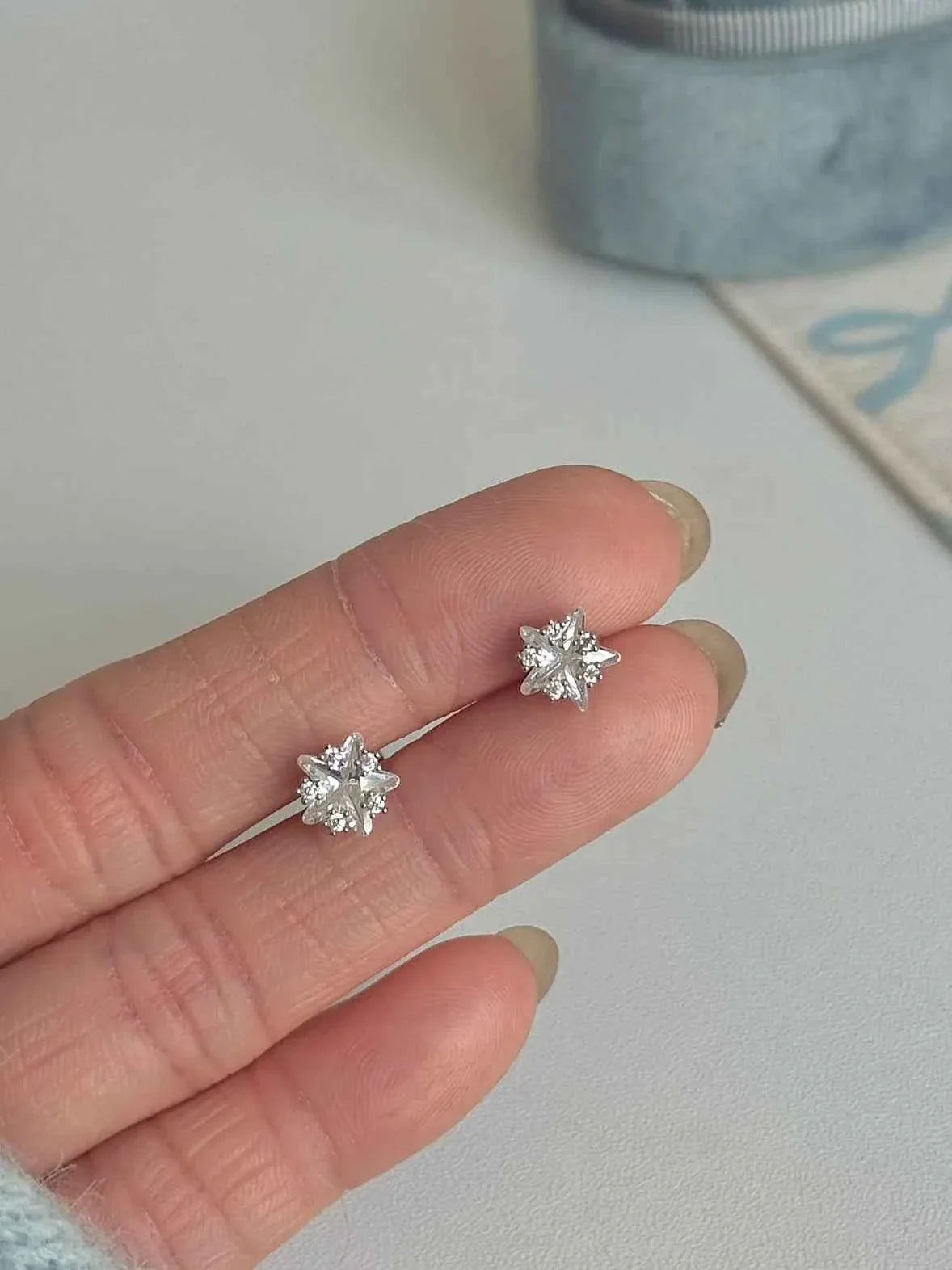 "Starry Sky" Sparkling Star Zircon Stud and Helix Earrings - Delicate, Sweet, and Chic.