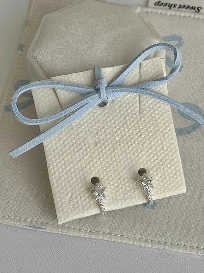 "Shooting Star Whisper" 925 Sterling Silver Earrings - Sparkling, Unique, and Perfect Gift for Best Friends.