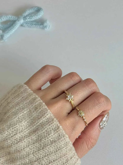 "Gilded Snowflake" 925 Sterling Silver Gold-Plated Ring with Artificial Gems - Dreamy, Luxurious, and Elegant (A Pair).