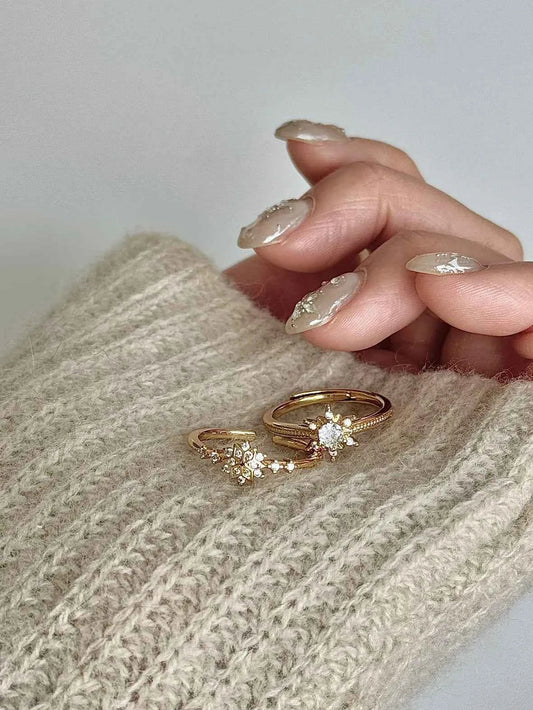 "Gilded Snowflake" 925 Sterling Silver Gold-Plated Ring with Artificial Gems - Dreamy, Luxurious, and Elegant (A Pair).