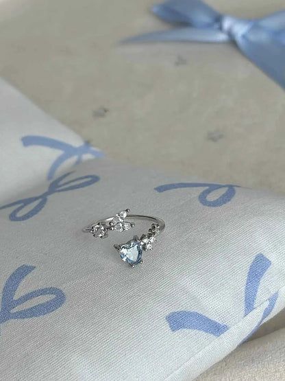 "Deep Sea Token" 925 Sterling Silver Blue Fish Tail Ring - Unique, Elegant, and Cool Chic.