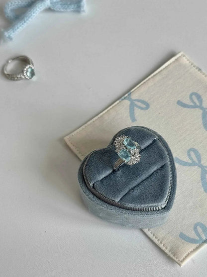 "Charming Bow Gift" 925 Sterling Silver Ring - Sweet, Elegant, and Unique.