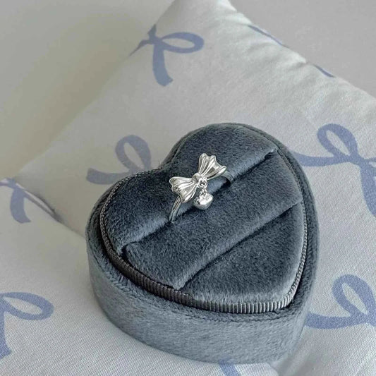 "Heartbeat Rhythm" 925 Sterling Silver Bow Heart Ring - Delicate, Sweet, and Chic.