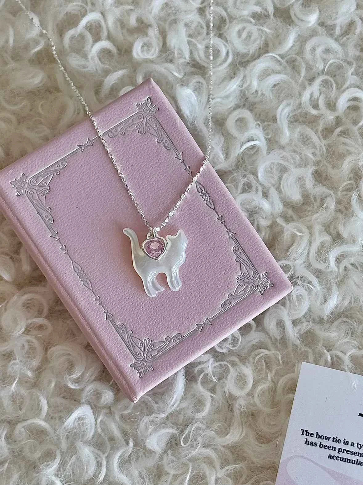 "Be Your Meow" 925 Sterling Silver Pink Heart Zircon and White Mother-of-Pearl Cat Necklace - Delicate and Elegant.