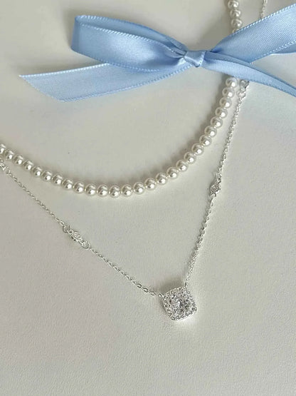 "Oil Painting Maiden" 925 Sterling Silver Cube Sugar Diamond and Pearl Vintage Layered Necklace - Low Luxury, Elegant, and Refined.
