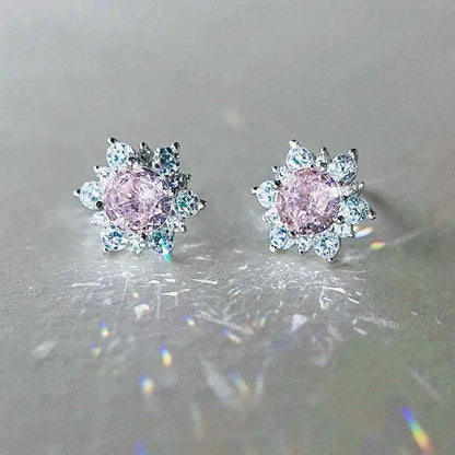 "Sparkling Snowflake" 925 Sterling Silver Stud Earrings - Dazzling and Elegant