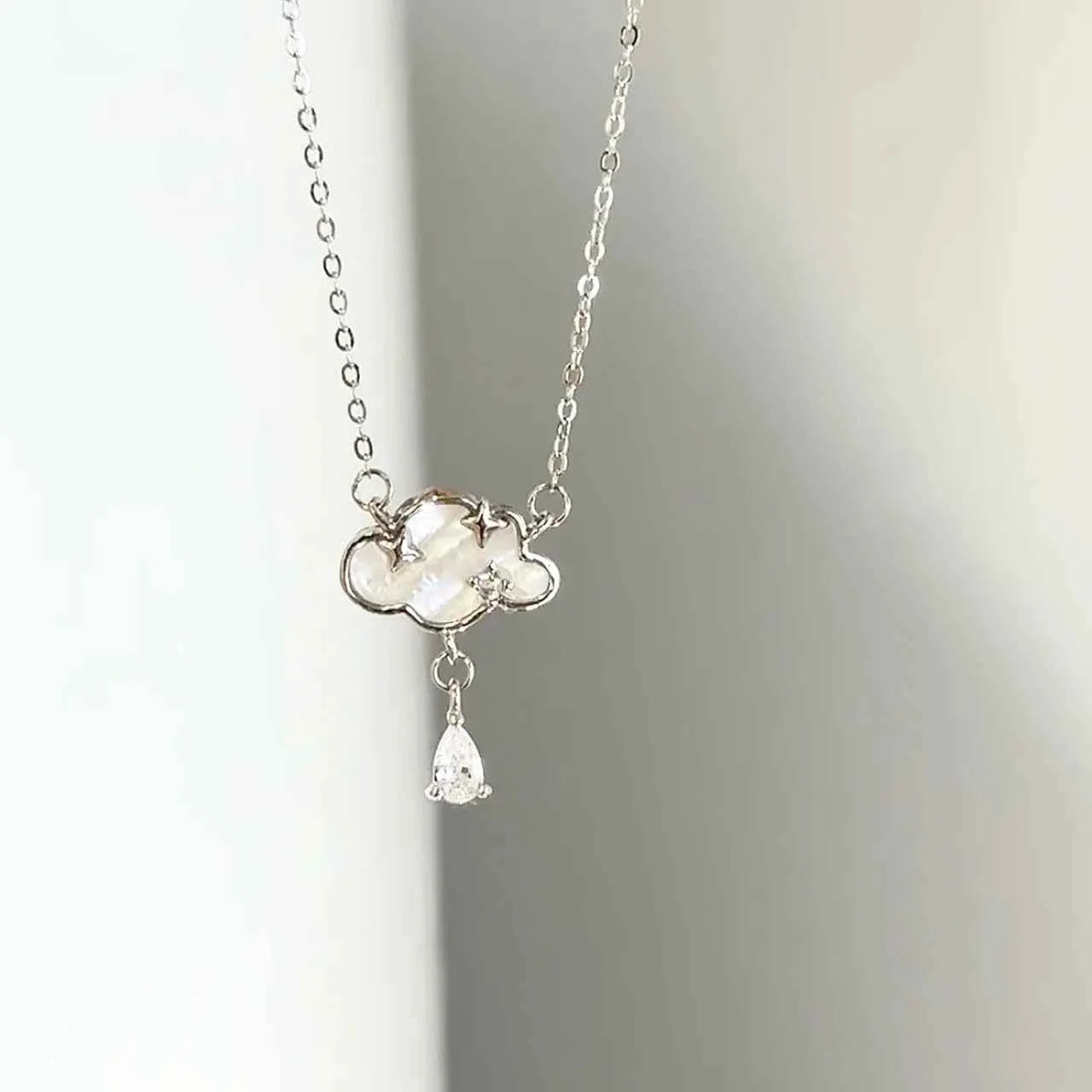 "Raindrop Cloud" 999 Sterling Silver Necklace - Delicate and Unique