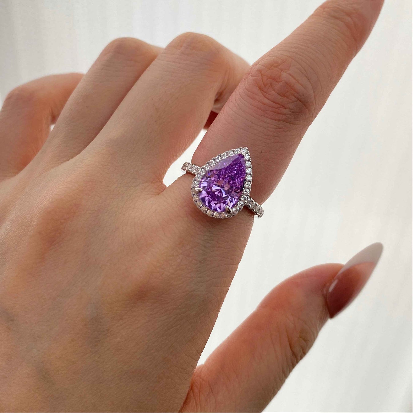 “Violet Cascade” S925 Sterling Silver 4CT Pear-Cut 8A Zircon Halo Ring