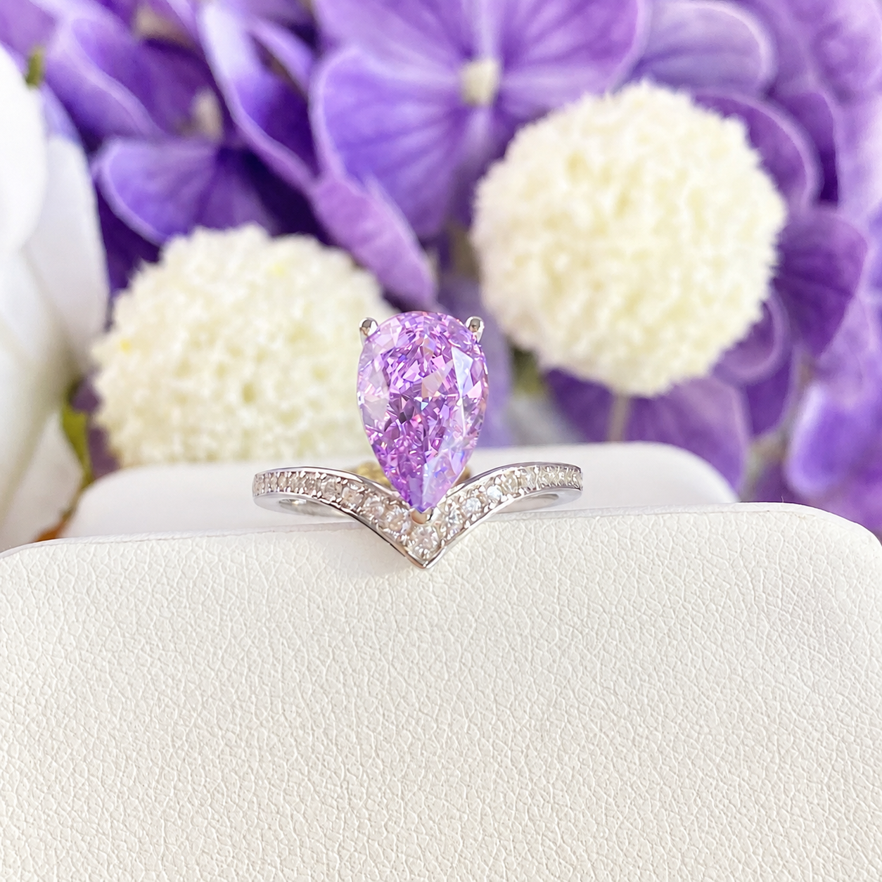 "Luminous Teardrop" 925 Sterling Silver Pear-Cut Ring