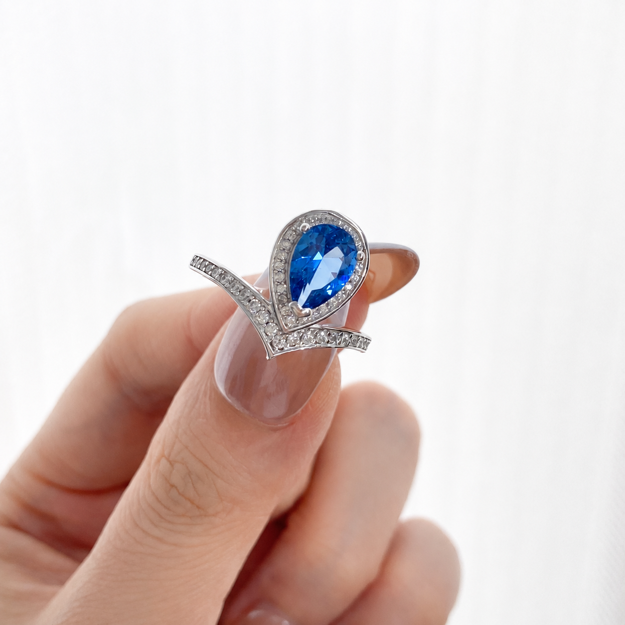 “Aqua Tiara” S925 Sterling Silver 2CT Aquamarine Blue High Carbon Diamond Crown Ring