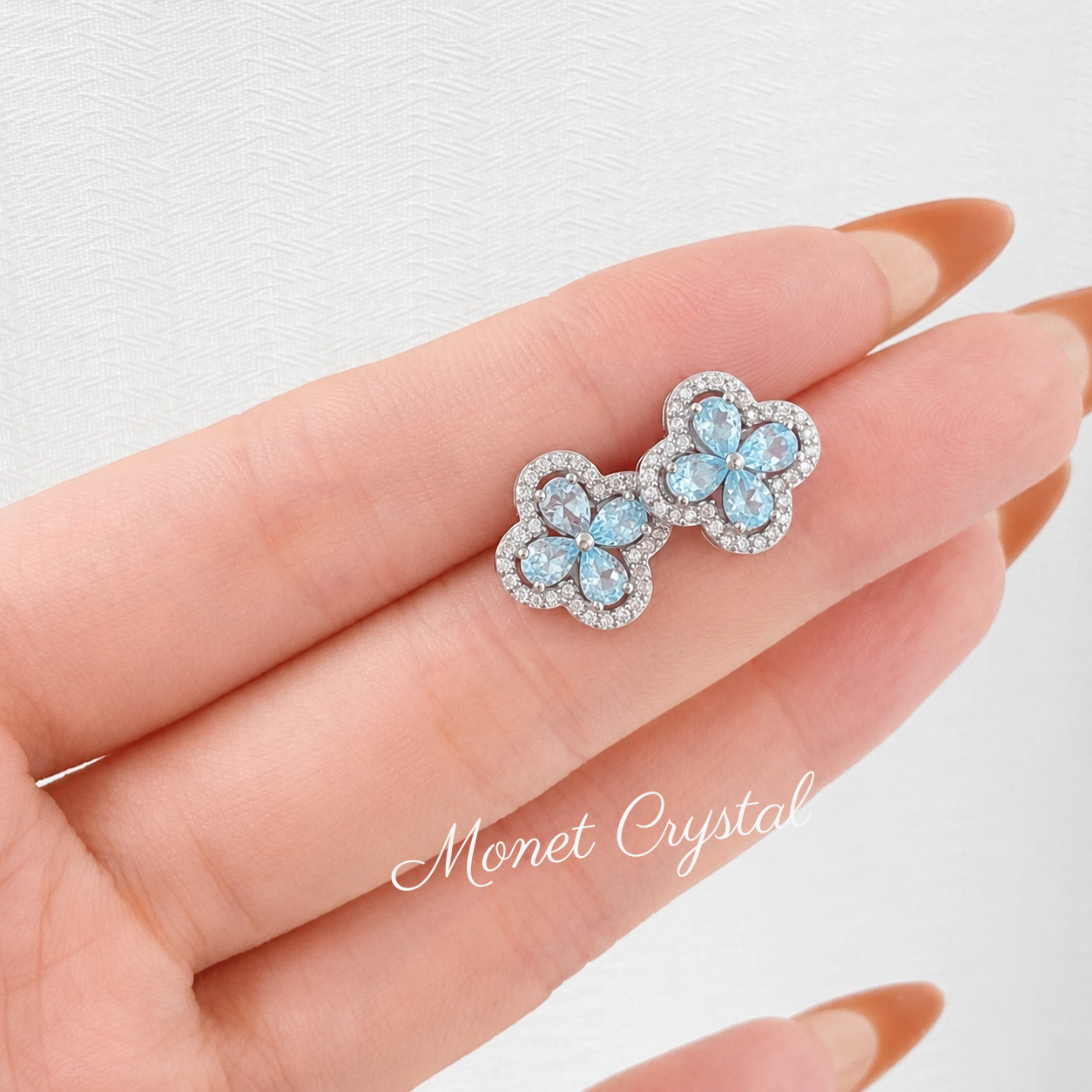 “Blue Fortune” S925 Sterling Silver Natural Blue Topaz Clover Jewelry Set (Necklace & Earrings)
