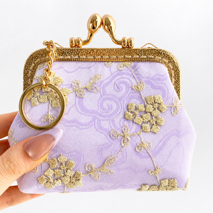 Cloud Lace Kiss-Lock Coin Purse – Handmade Embroidered Mini Card Holder