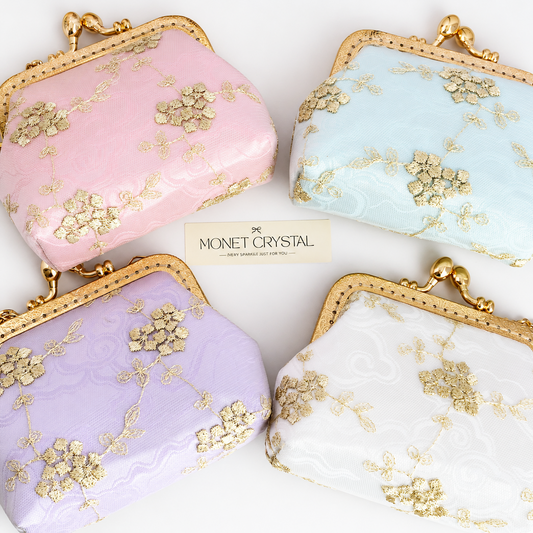 Cloud Lace Kiss-Lock Coin Purse – Handmade Embroidered Mini Card Holder