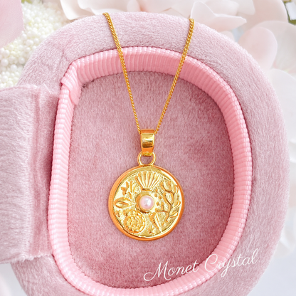 “Coastal Keepsake” S925 Sterling Silver Shell Pearl Medallion Necklace