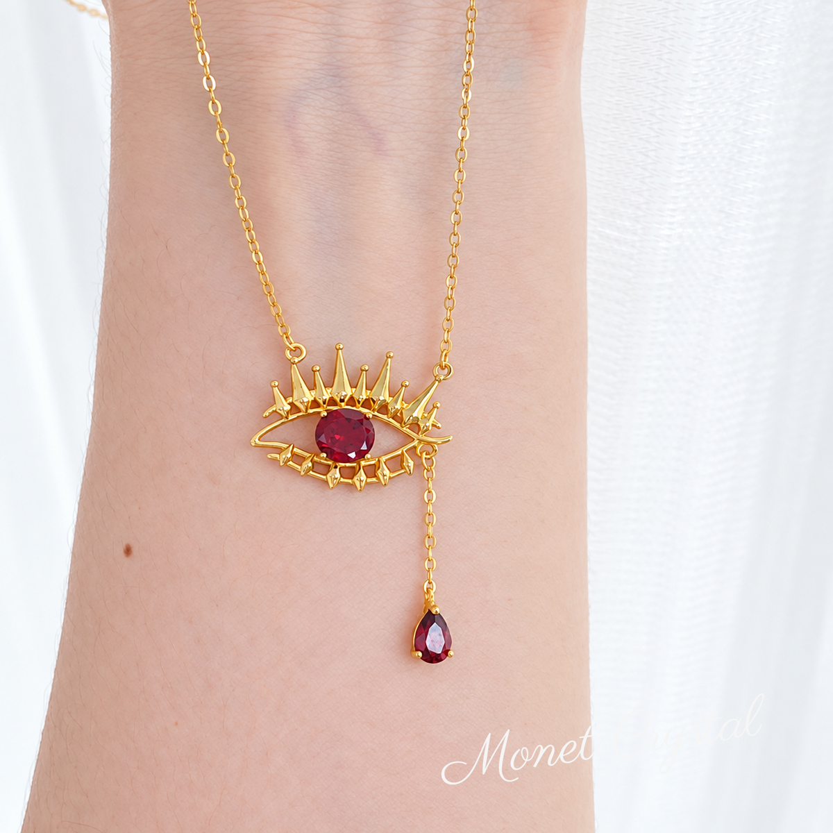 “Crimson Gaze” S925 Sterling Silver Natural Garnet Eye Necklace